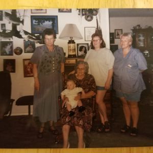 Meet your Posher, Becky